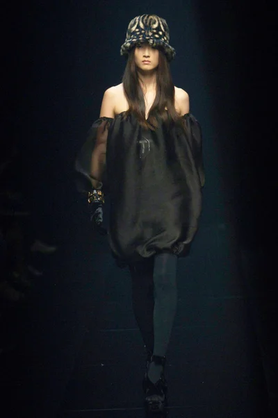 Look 14